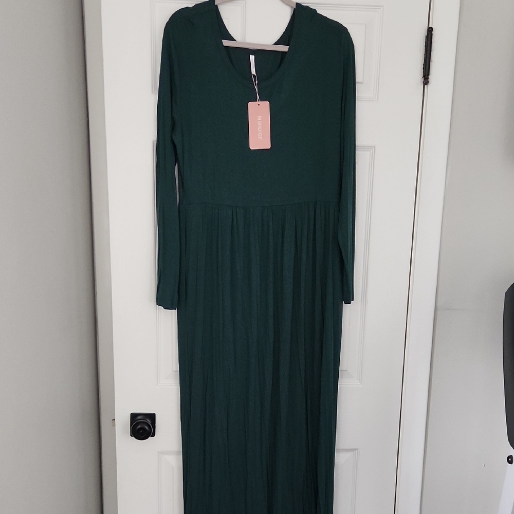 Elegant Green Maxi Dress